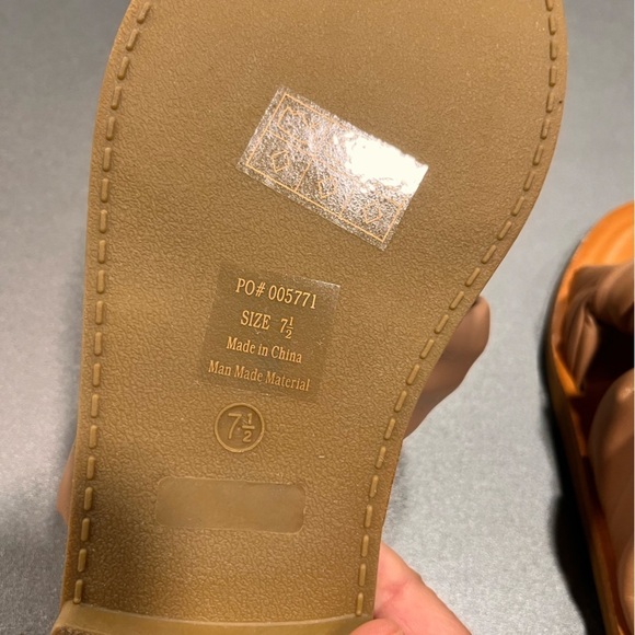 NWOT JOURNEE COLLECTION Tru Comfort Kianna Sandal Brown 7.5 Boho Cottagecore - Picture 9 of 10